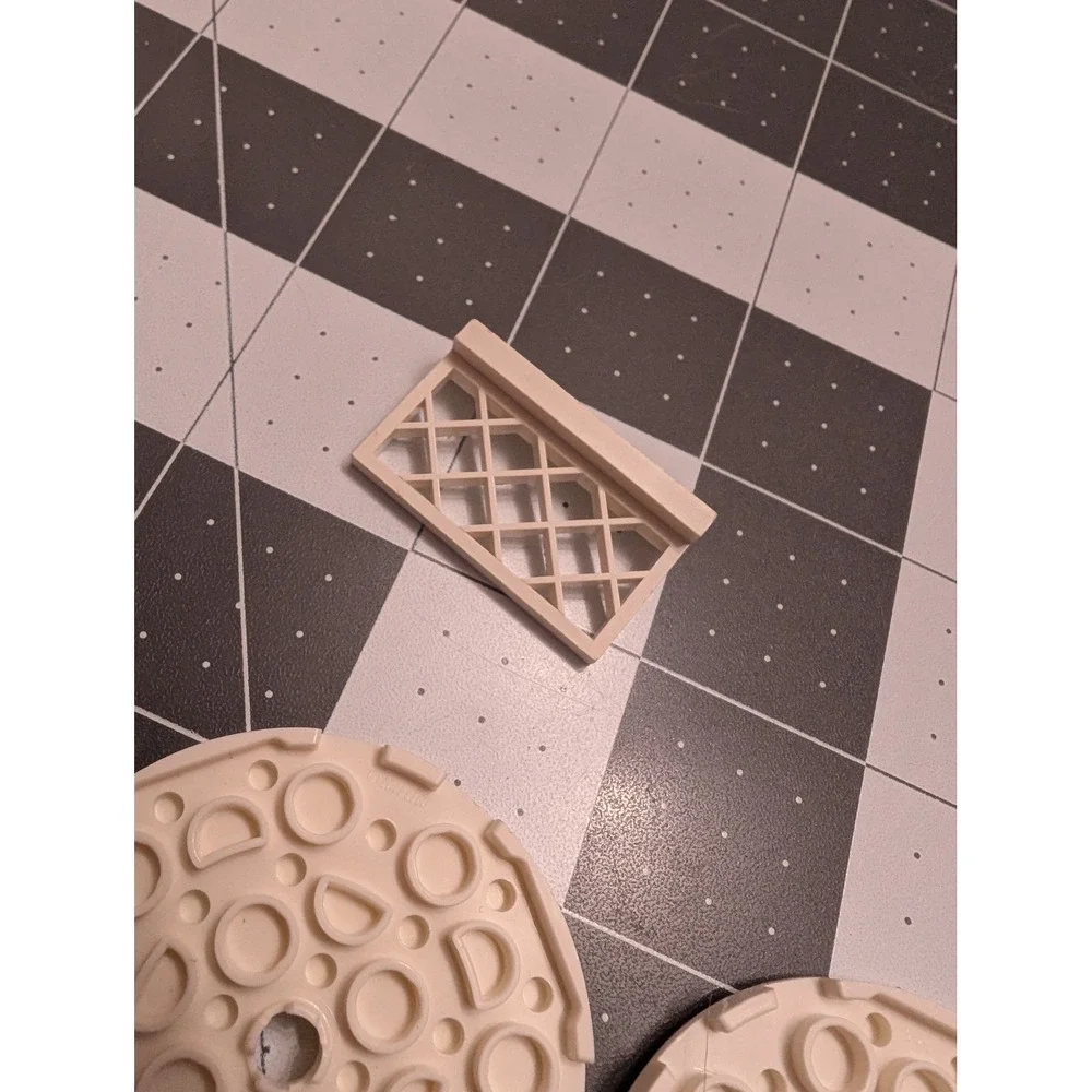 Lego white net fences disk misc replacement‎ pieces lot of 4
